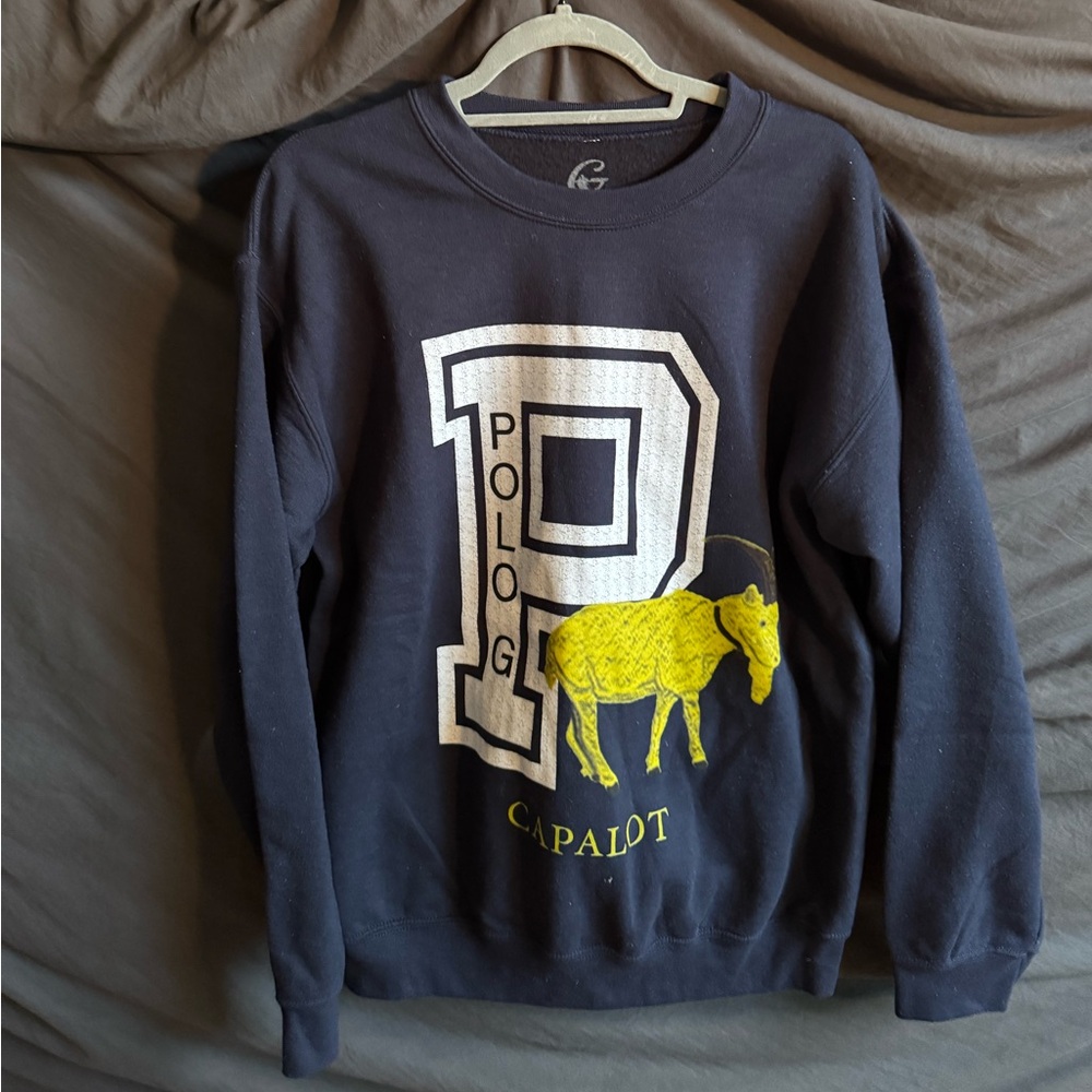 Polo G capalot apparel, medium crew neck